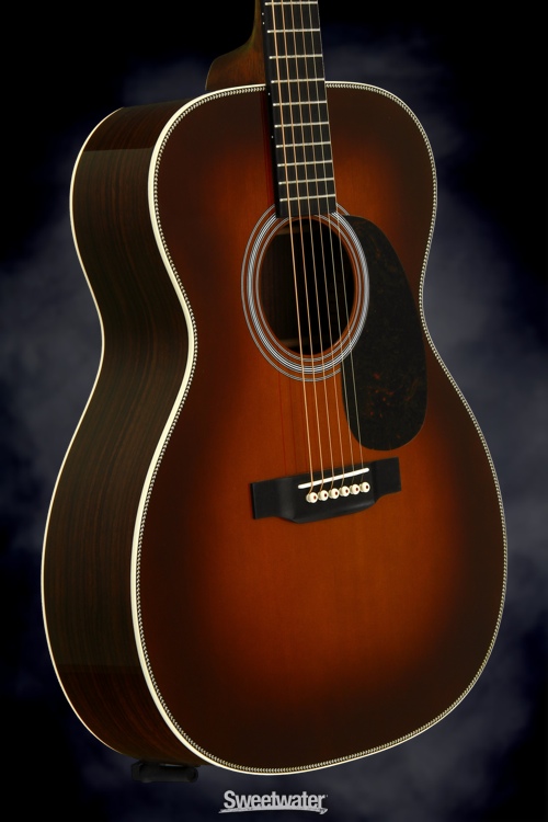 Martin 000-28 14 Fret Sweetwater Edition - Ambertone, A/E w/LR Baggs Lyric Pickup