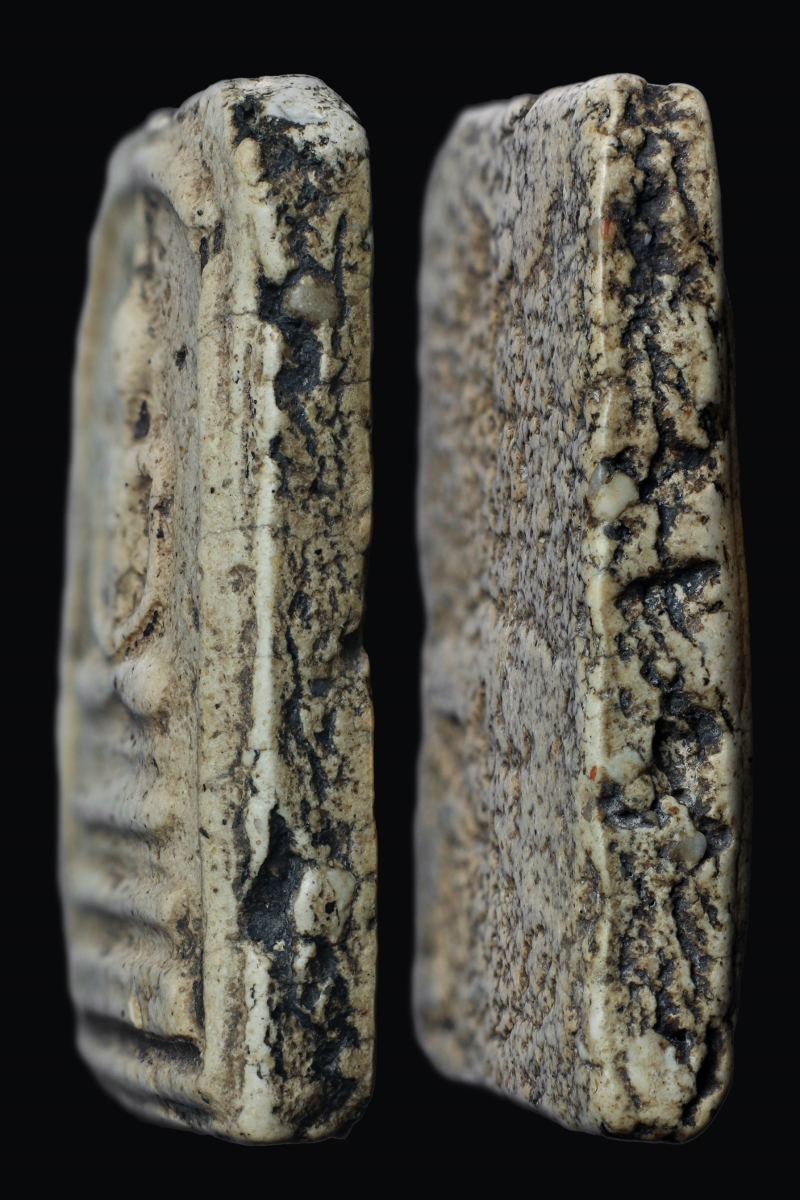 พระสมเด็จวัดระฆังโฆสิตาราม พิมพ์ฐานแซม ลงรัก