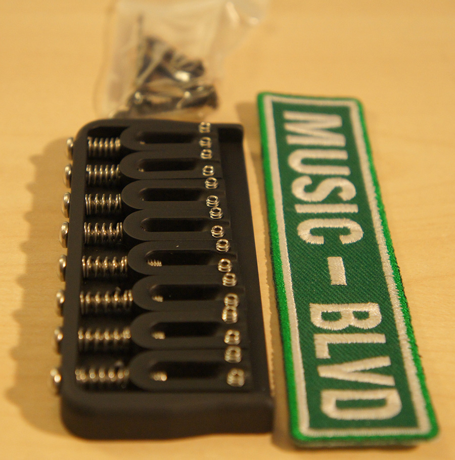 Hipshot 8 string fixed bridge .125