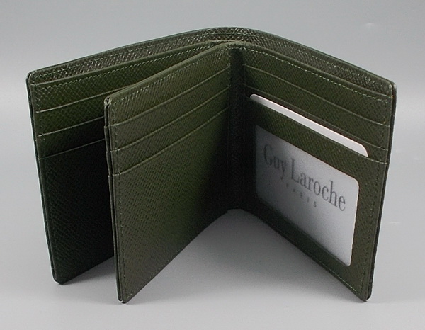 กระเป๋าสตางค์ Guy Laroche เขียวทหาร ใหม่ แท้