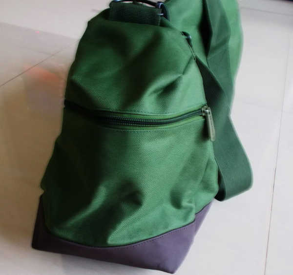 PIPING DUFFLE BAG ใหม่ แท้
