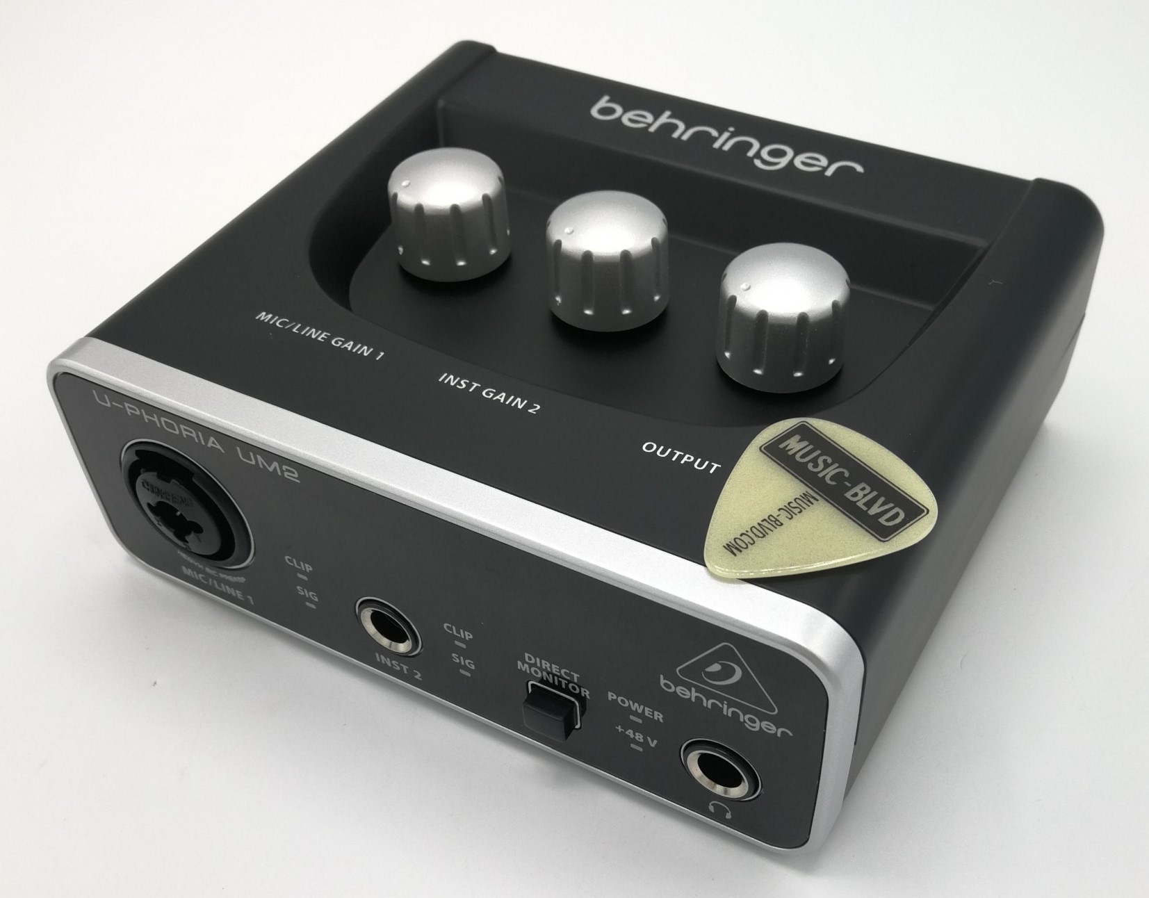 Behringer U-Phoria UM2