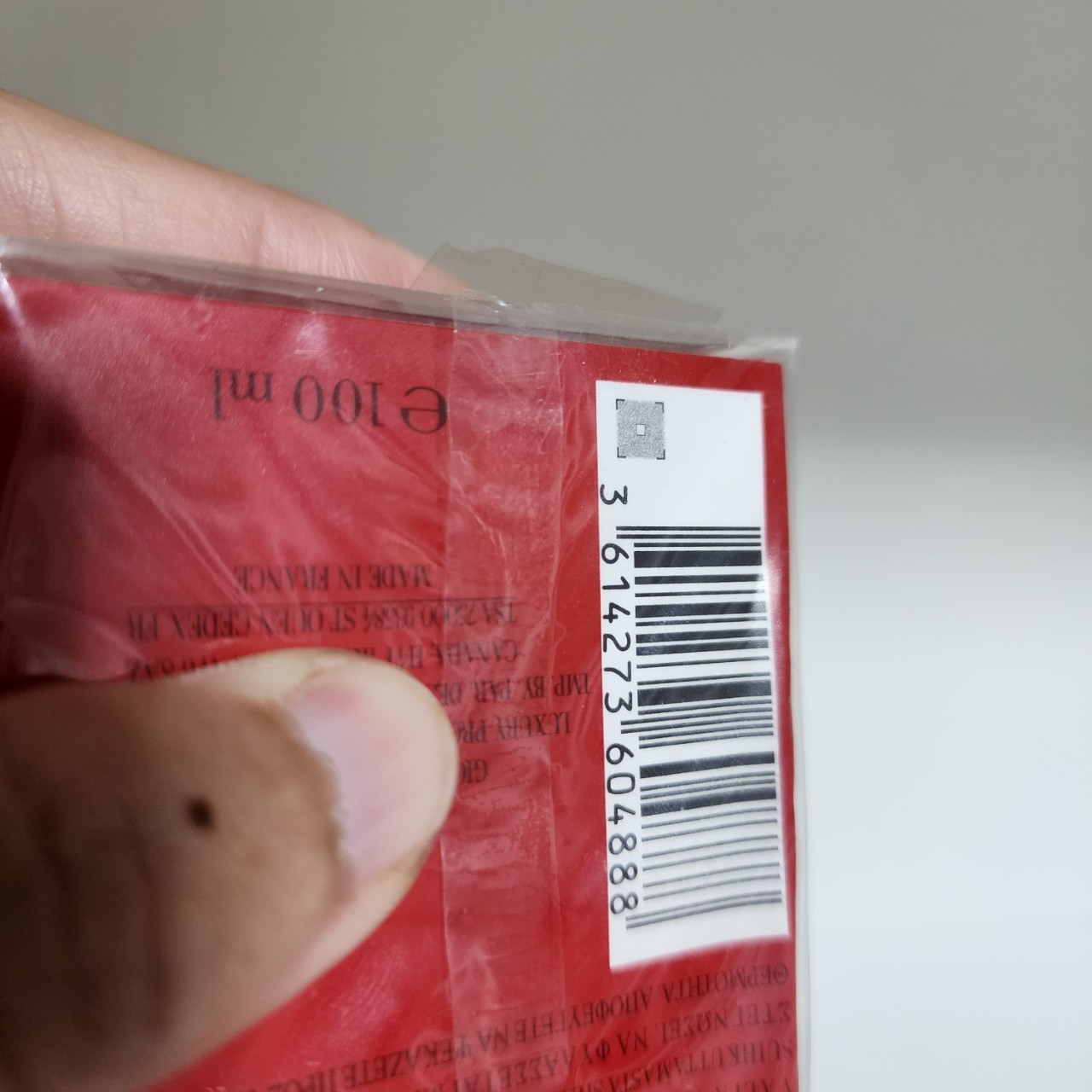 น้ำหอม Giorgio Armani Si Passione Eclat EDP 100ml กล่องซีลซีลไม่สวยซีลแตกซีลหลุด