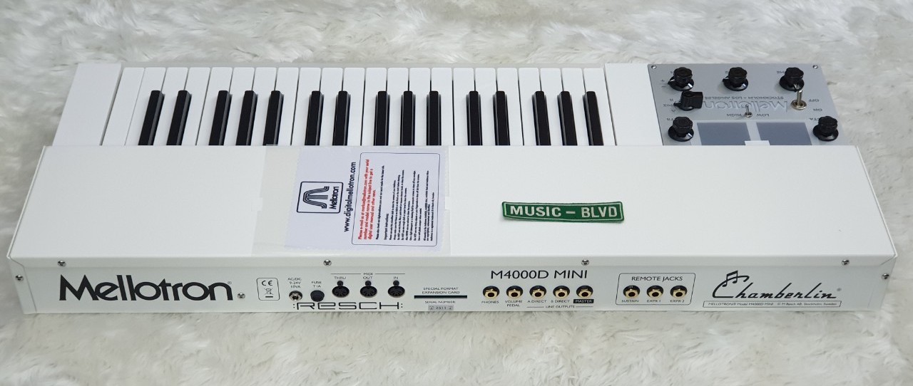MELLOTRON M4000D MINI - WHITE