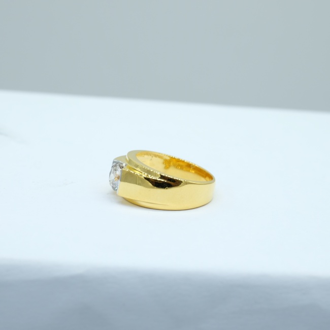 แหวนเพชรเม็ดเดี่ยวไซส์1กะรัต พร้อมใบCertificate HKD