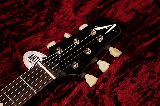 Tom Anderson Bobcat Electric Guitar - Transparent Black