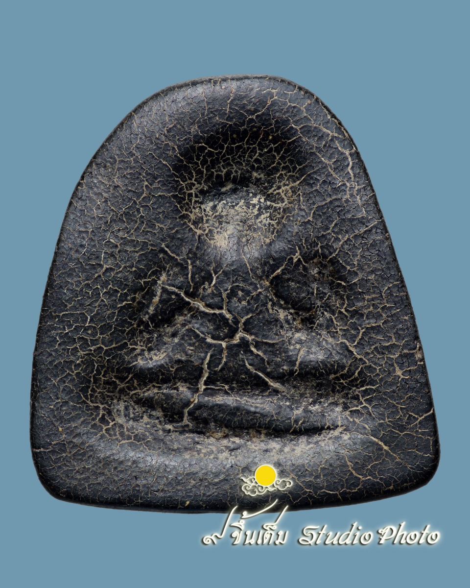 หลวงพ่อแก้ว พิมพ์กลาง วัดเครือวัลย์ จ.ชลบุรี ลงรัก 100 กว่าปี (โชว์พระ)