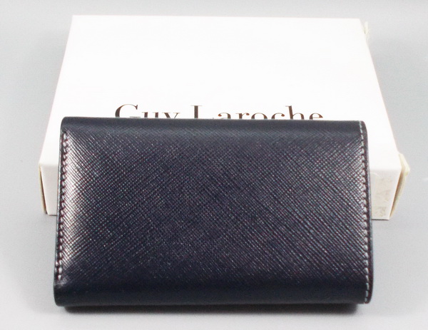 กระเป๋าใส่กุญแจ Guy Laroche กรมท่า ใหม่ แท้