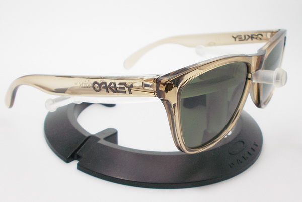 แว่นกันแดด Oakley ใหม่ แท้