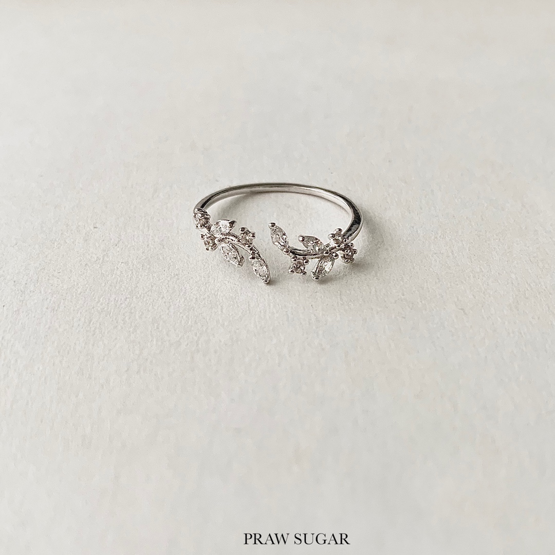 Signature Olive Leaf Ring - แหวนใบมะกอกรุ่นซิกเนเจอร์ (มี 3 สี)