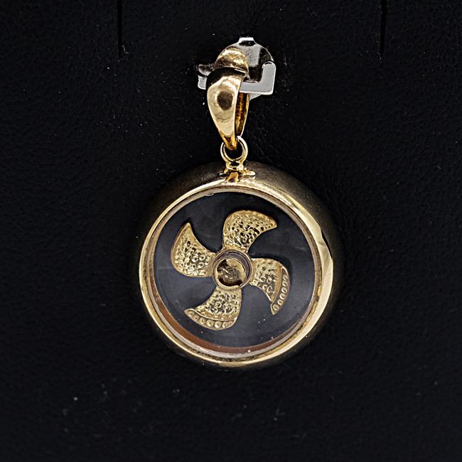 จี้กังหันแชกงหมิว ตัวเรือนทอง18K สำหรับสุภาพสตรีครับ