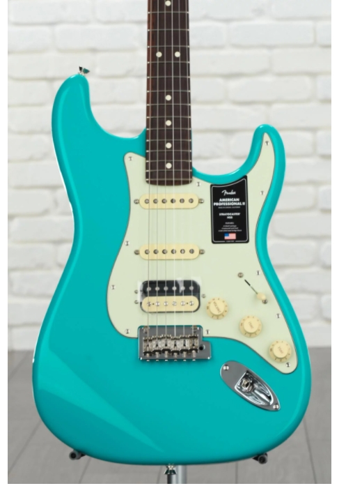 Fender American Professional II Stratocaster HSS
