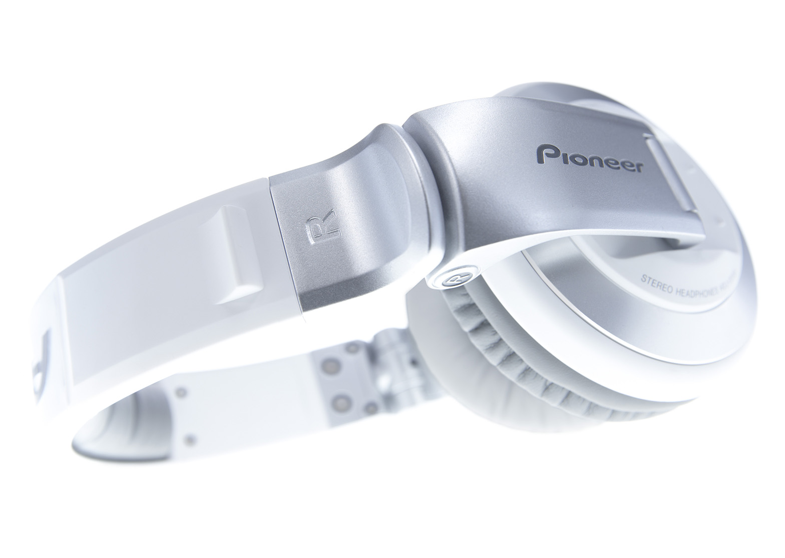Pioneer HDJ-2000 Pro DJ Headphones