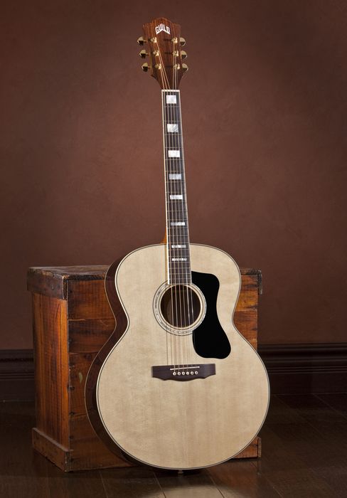Guild GAD Series F-150R Jumbo Acoustic Guitar Natural