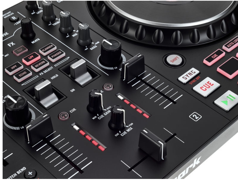 Numark Mixtrack Platinum FX