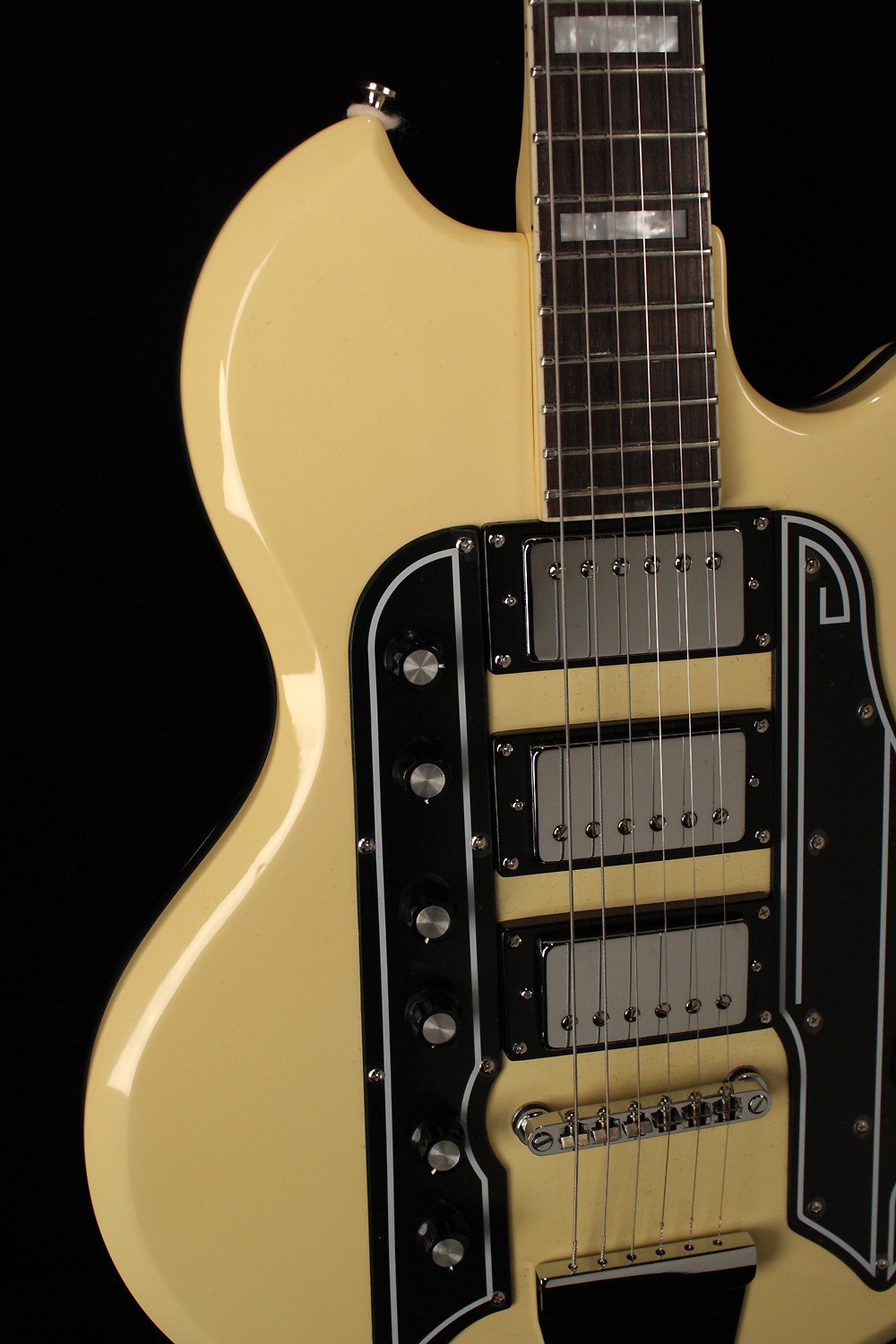 Eastwood Airline 59 Town & Country Std - Cream