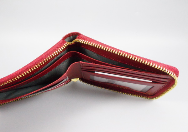 กระเป๋าสตางค์ Guy Laroche แดงมะเหมี่ยว ใหม่ แท้