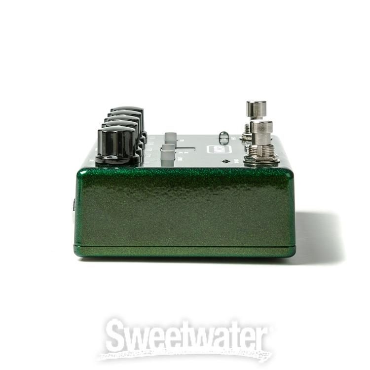 MXR Carbon Copy Deluxe Analog Delay Pedal