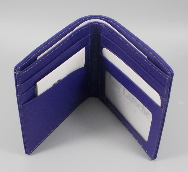 กระเป๋าสตางค์ Guy Laroche ม่วง ใหม้ แท้