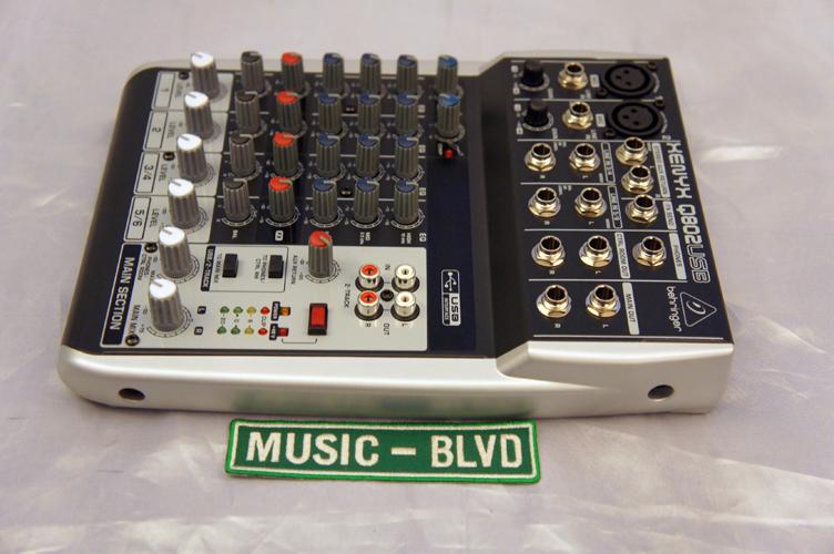 Behringer Xenyx Q802USB Mixer with USB