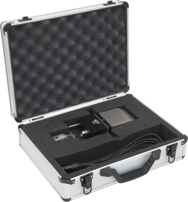 MXL V900 Stage and Studio Condenser Microphone