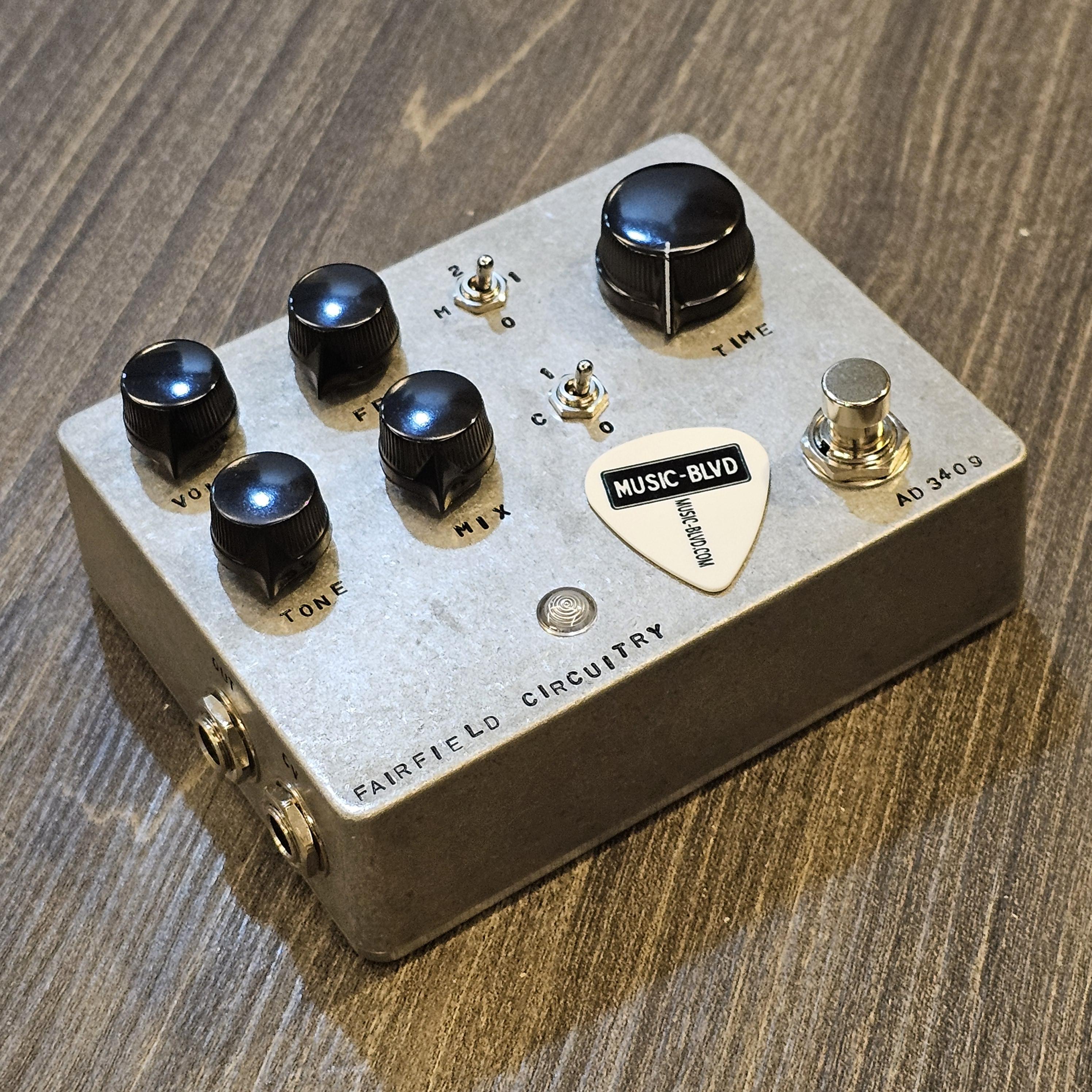 FAIRFIELD CIRCUITRY MEET MAUDE ANALOGUE DELAY
