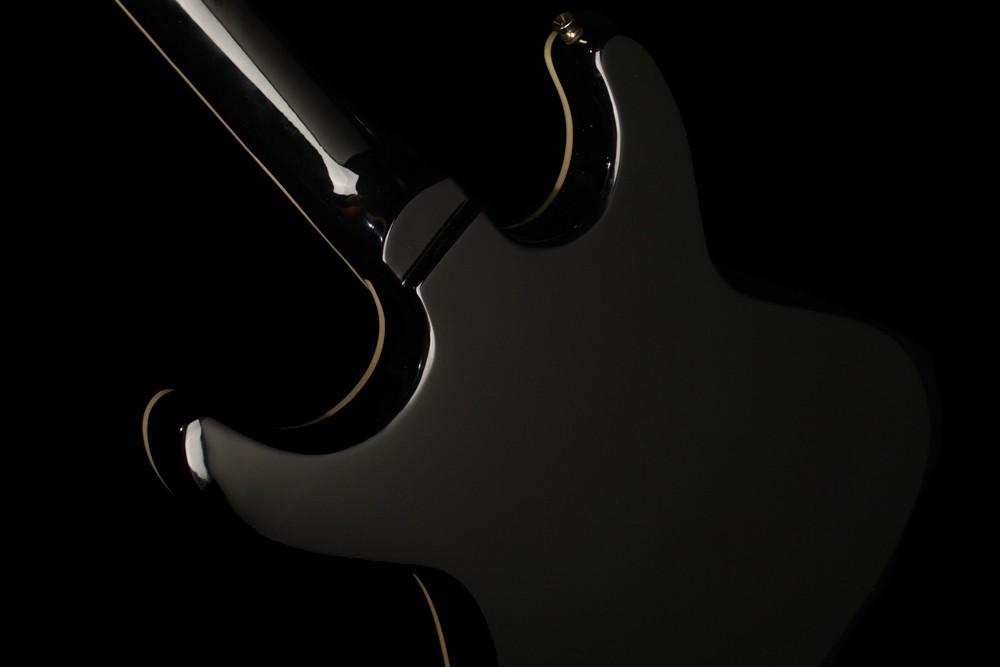 Eastwood Sidejack Baritone DLX - Black