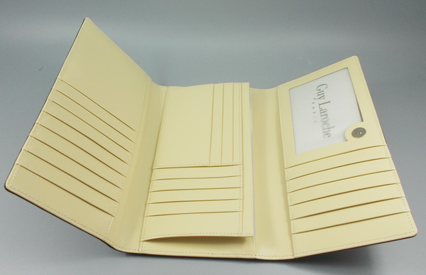 กระเป่าสตางค์ Guy Laroche ดำ-ครีม ใหม่ แท้