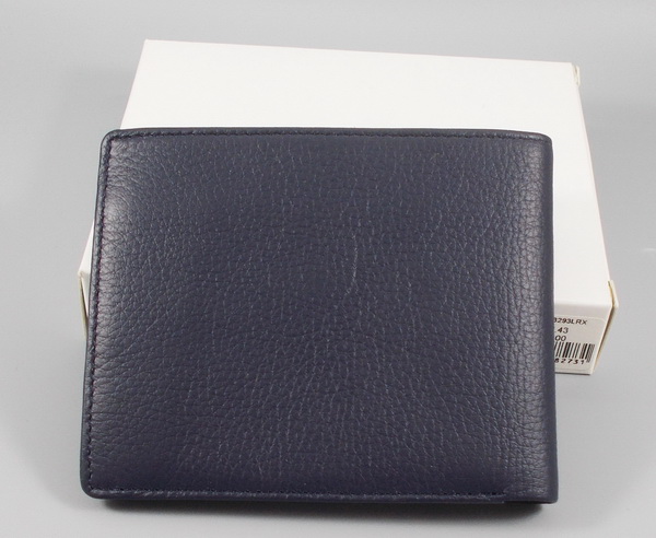 กระเป๋าสตางค์ Guy Laroche กรม ใหม่ แท้