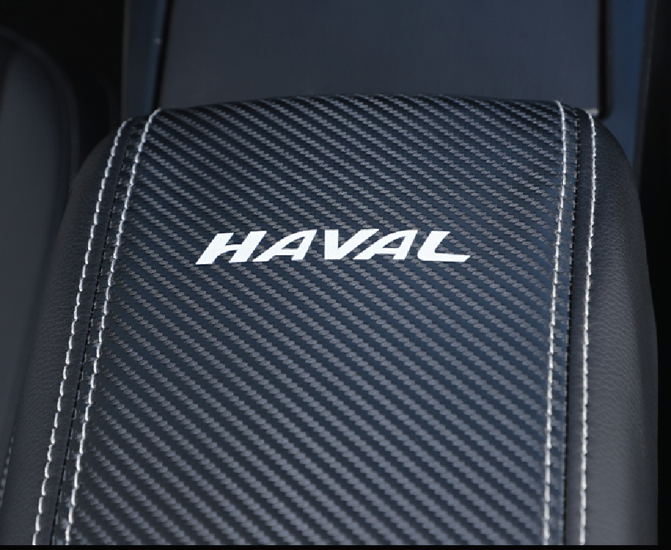 เบาะที่เท้าแขนรถยนต์ ที่หุ้มที่วางแขนรถยนต์ ที่วางแขนในรถยนต์ ที่พักแขน แผ่นรองคอนโซลกลาง ที่เท้าแขนกล่อง รถ Haval Jolion ฮาวาล โจไลออนส์ 2022