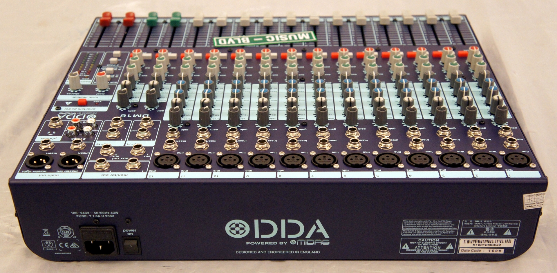 Midas DDA DM16 16-channel Mixer