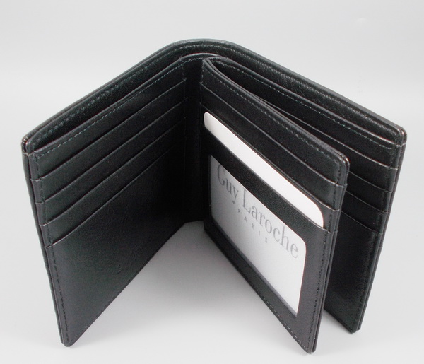 กระเป๋าสตางค์ Guy Laroche ดำ ใหม่ แท้