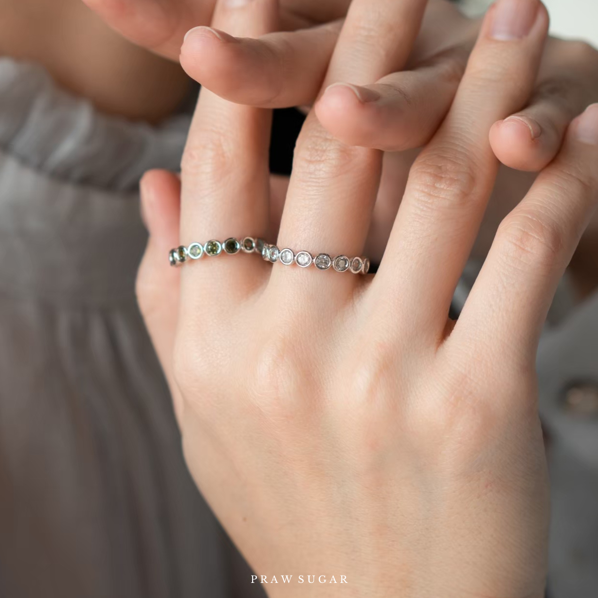 Modern Round Ring - แหวนคริสตัลกลมรอบวง (มี 4 สี)
