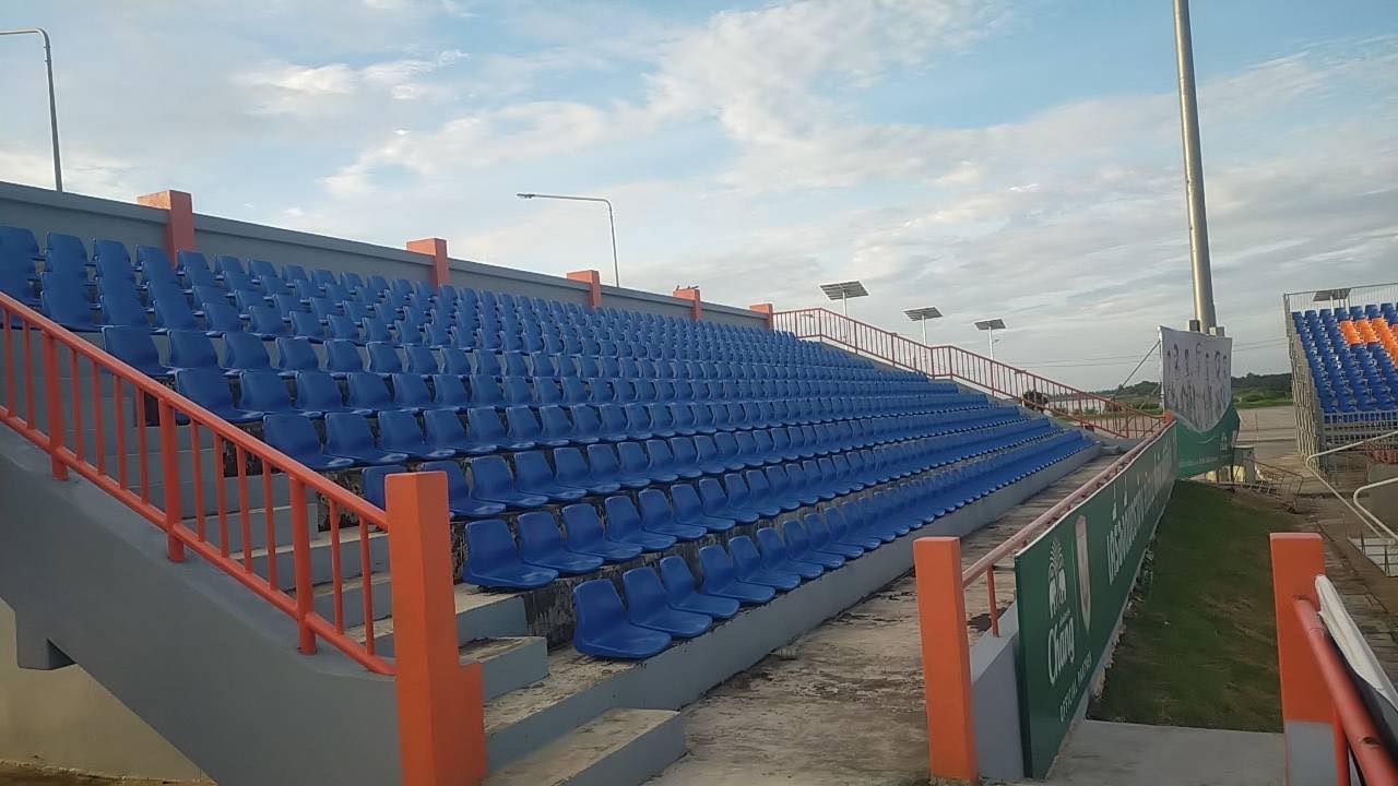 เก้าอี้อัฒจันทร์พนักสูง HDPE เก้าอี้อัฒจรรย์ เก้าอี้ชมกีฬา ที่นั่งอัฒจันทร์ ที่นั่งเชียร์ อัฒจันทร์สนามกีฬา พร้อมส่ง ส้ม เหลือง แดง น้ำเงิน ดำ เขียว