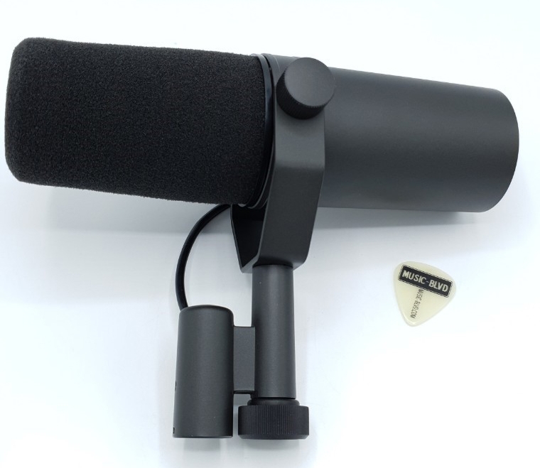 Shure SM7B Cardioid Dynamic Vocal Microphone