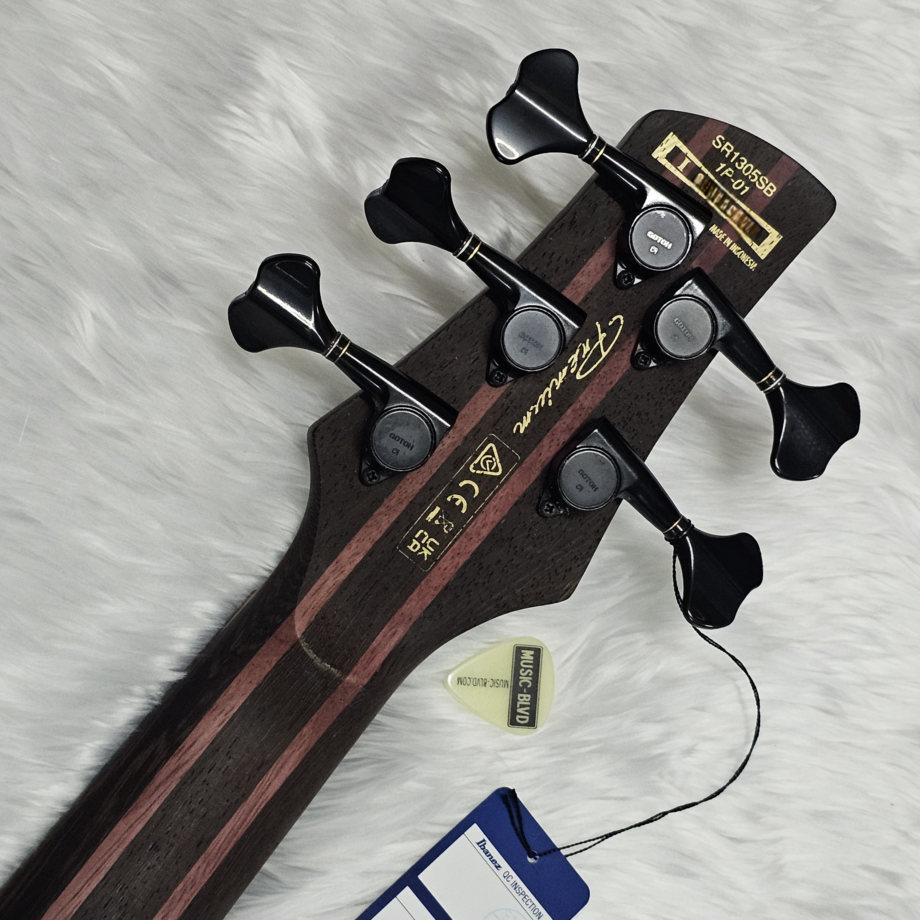 Ibanez Premium SR1305SB Bass Guitar - Magic Wave Low Gloss