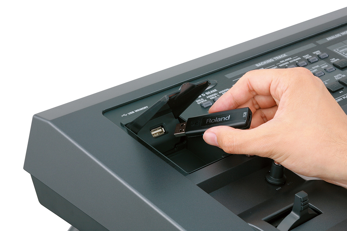 Roland GW-8 Version 2 Workstation