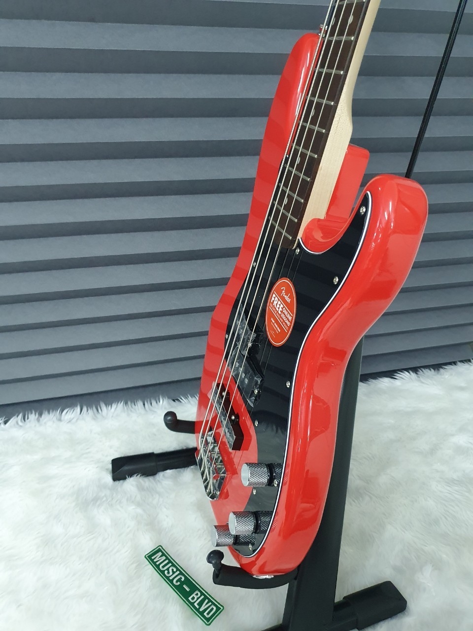 Squier Affinity Series Precision Bass PJ, Rosewood Fingerboard