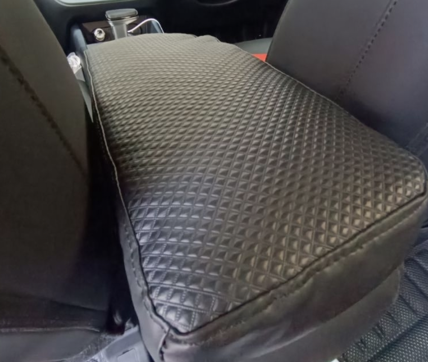 ฝาครอบคอนโซลหน้า Front สำหรับ Hyundai Stargazer