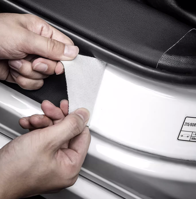 สติกเกอร์ กันรอยชายบันได กันรอยบันไดรถ แผ่นกันรอย กันรอยขีดข่วน แบบหนัง GAC Aion Y Plus