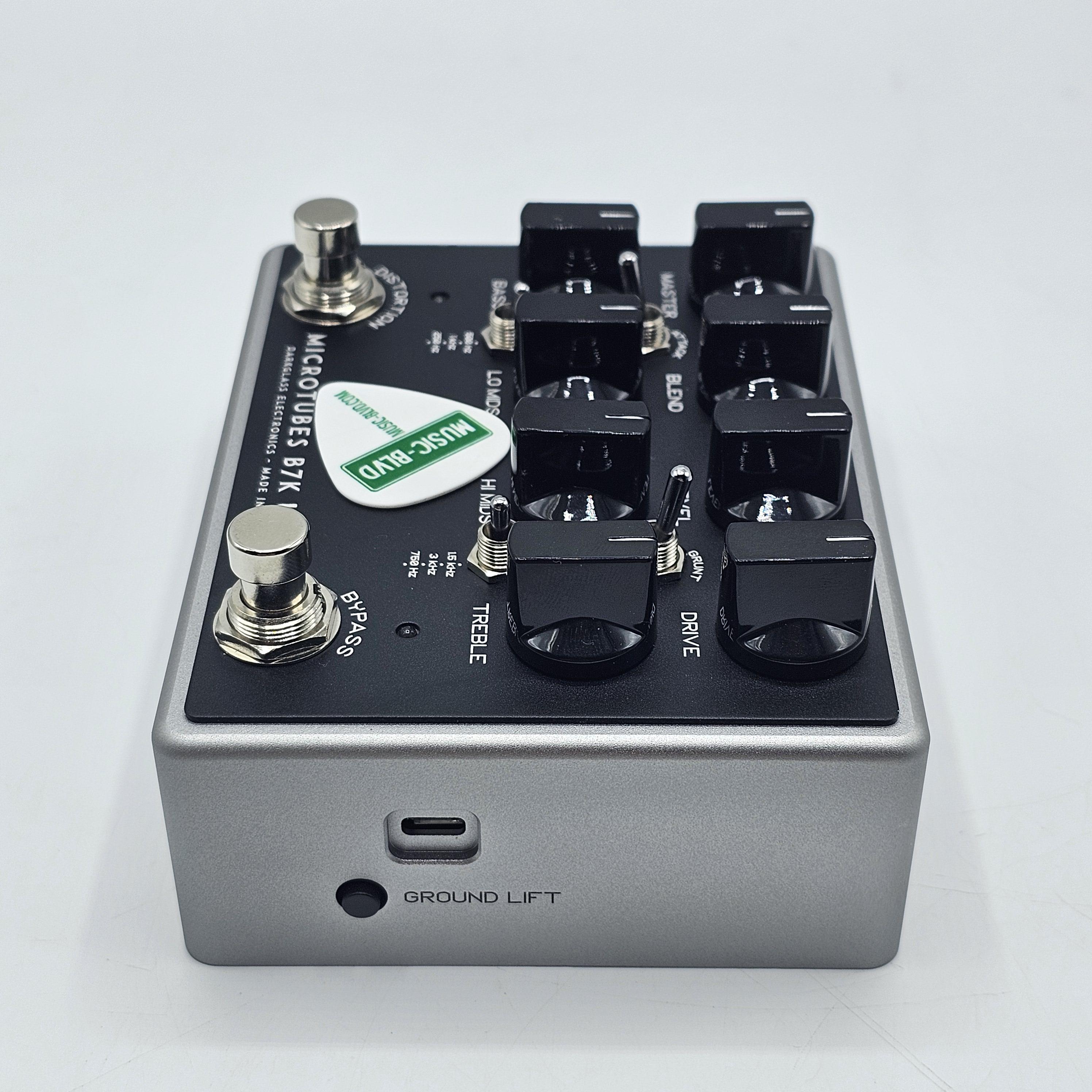 Darkglass Microtubes B7K Ultra V2 Bass Preamp Pedal with Aux In