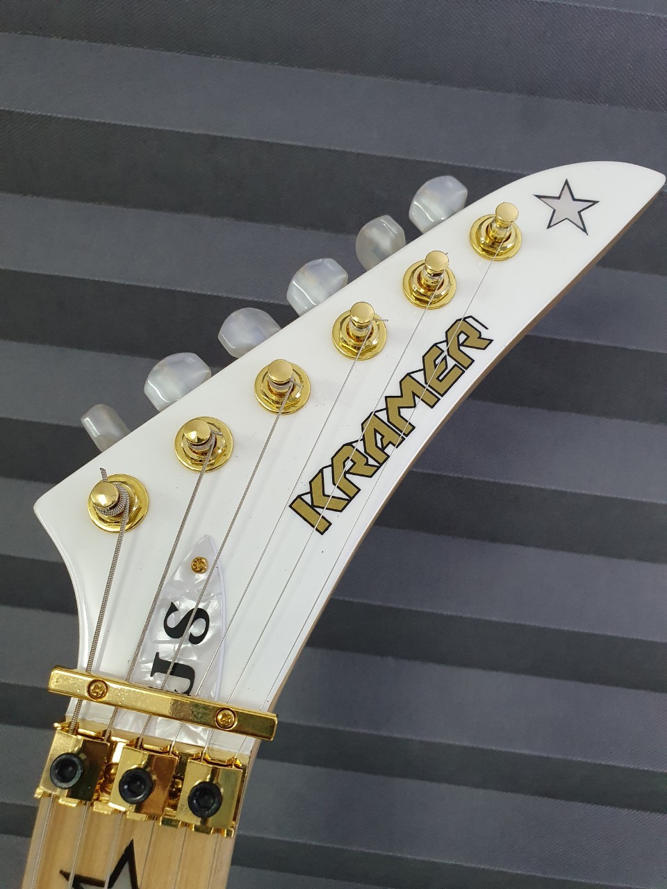 Kramer Jersey Star Electric Guitar Antique White