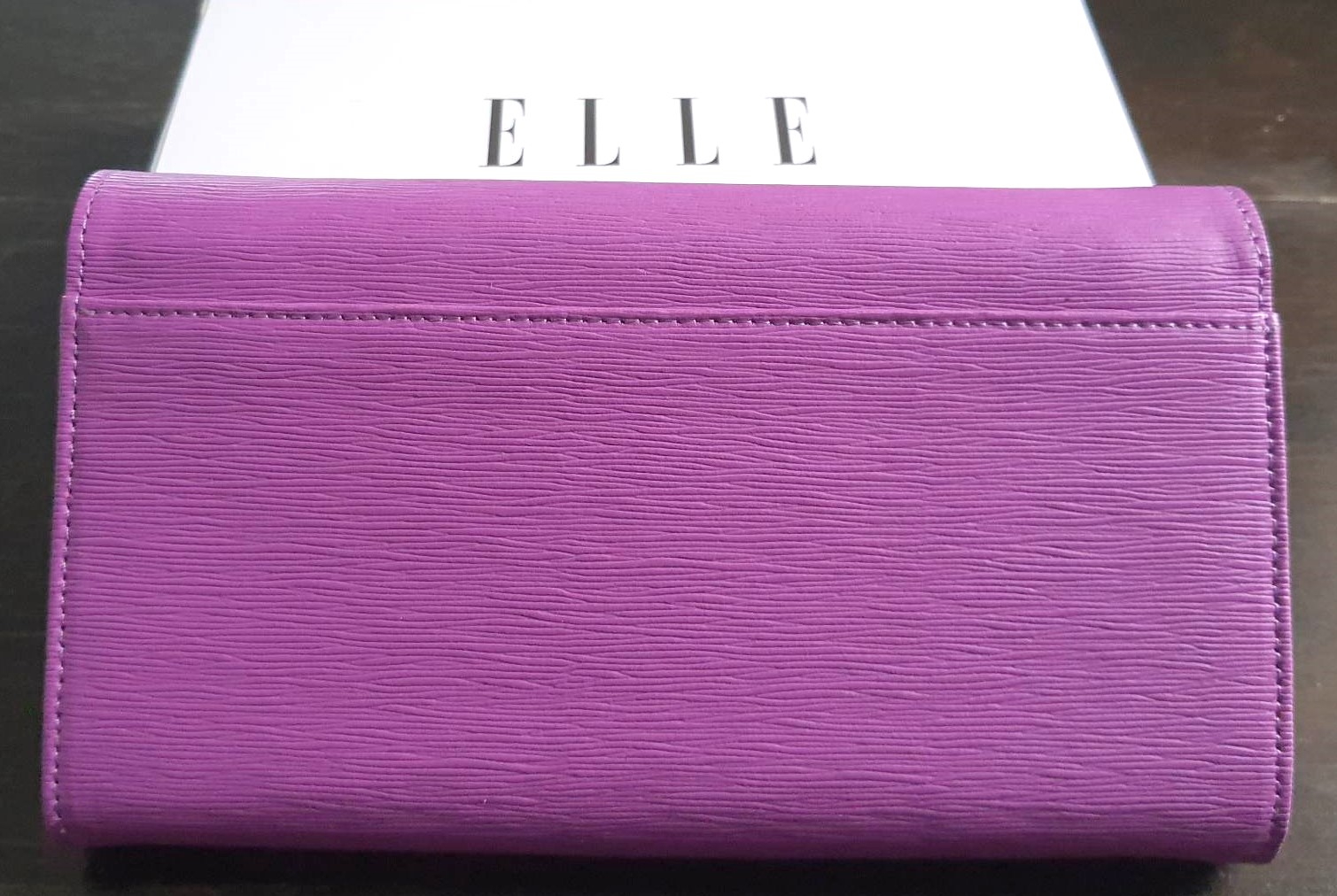 กระเป๋าสตางค์ ELLE ม่วงมะปราง ใหม่ แท้