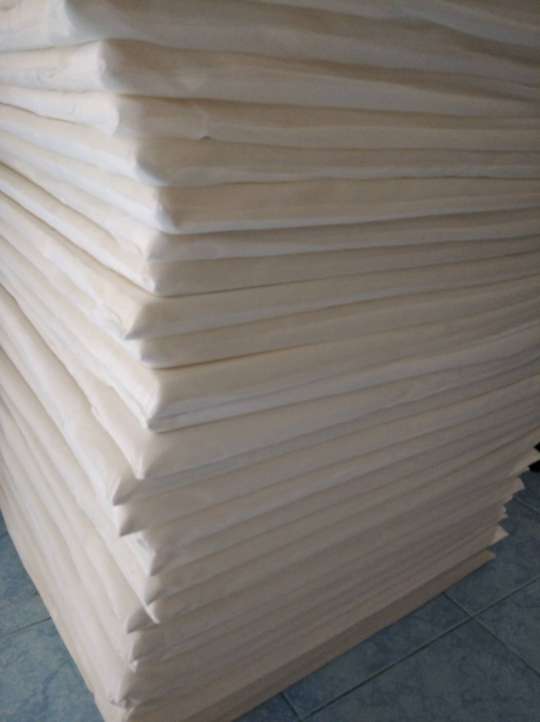 วิถีพุทธ อาสนะยางพารา อาสนะพระ เบาะนั่งสมาธิ เบาะรองนั่งปฏิบัติธรรม อาสนะยางพาราหุ้มหนังเทียม ขนาด 60 ซม.x60ซม.หนา 1 นิ้ว