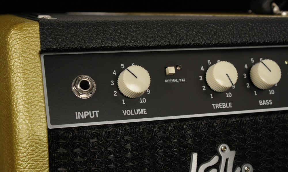 Fender Super-Sonic 22 V-Custom Limited