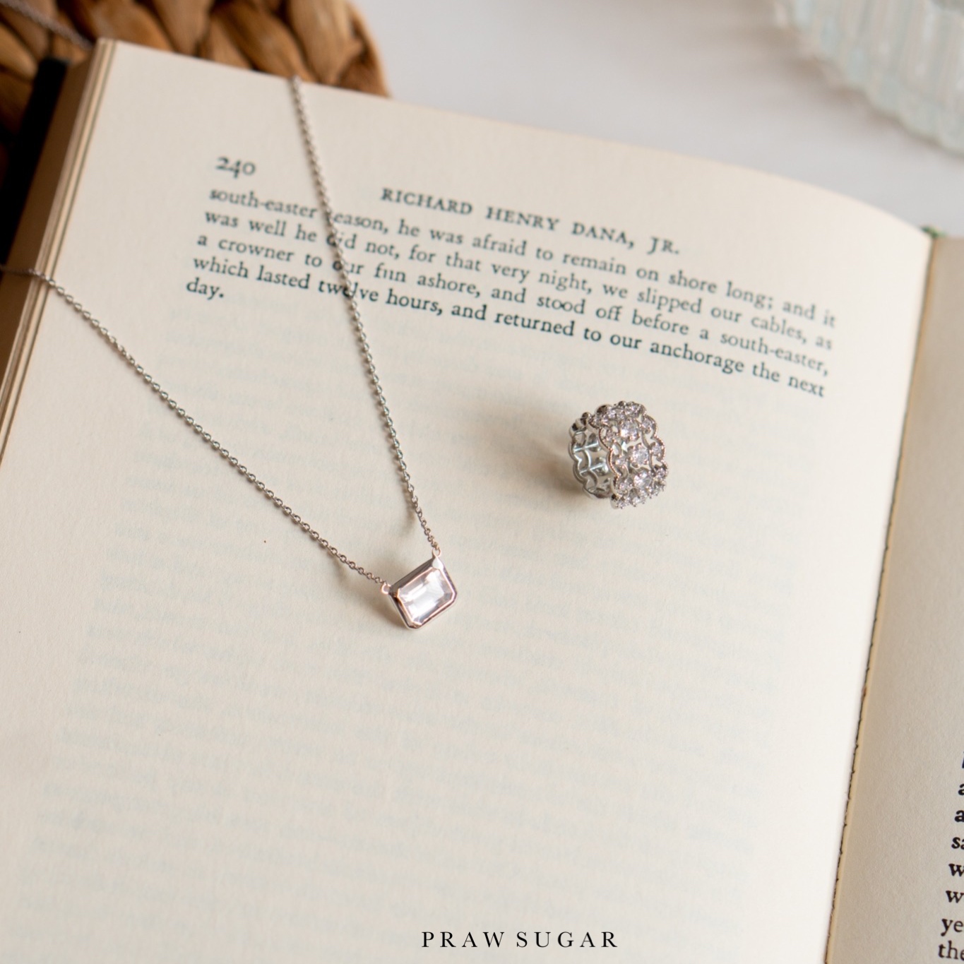 Rose Quartz Baguette Gemstone Necklace - สร้อยคอจี้โรสควอซทรงสี่เหลี่ยม (เรือนสร้อยเงินแท้)(มี 2 สี)