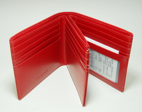 กระเป๋าสตางค์ Guy Laroche แดง ใหม่ แท้