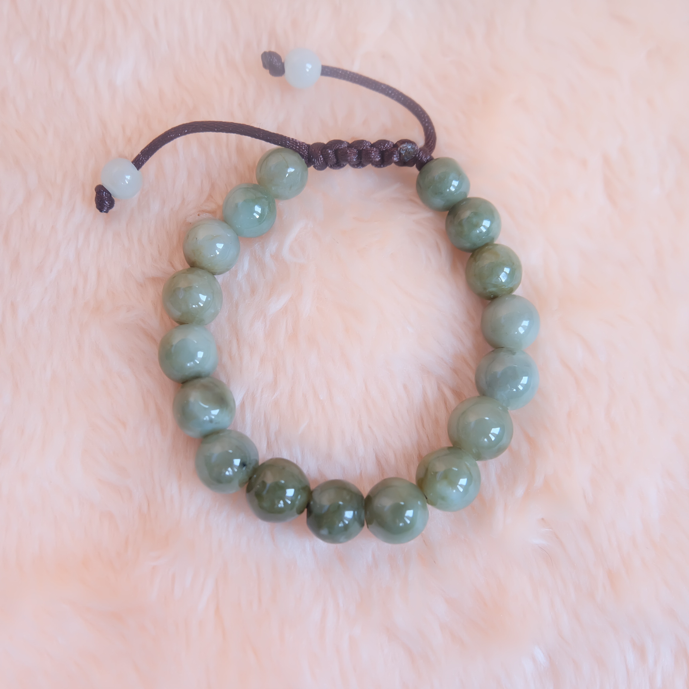 สร้อยข้อมือลูกปัดหยกแท้ 9-11 มิล หยกแท้ หยกพม่า หยกคละสี เชือกดึง รอบข้อมือ 16.5-18 ซม. มีรอย