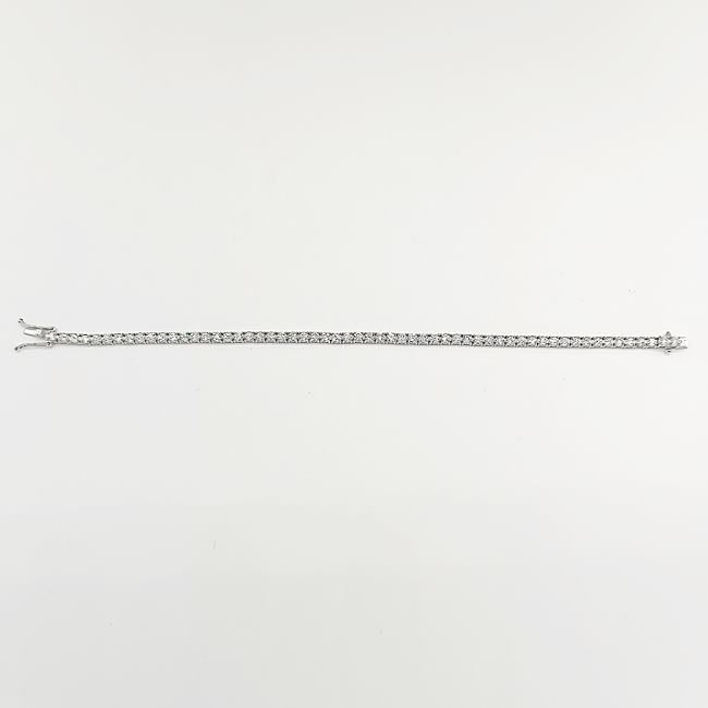 สร้อยข้อมือเพชรน้ำ98 เพชรไซส์8ตัง บนตัวเรือนทอง18K