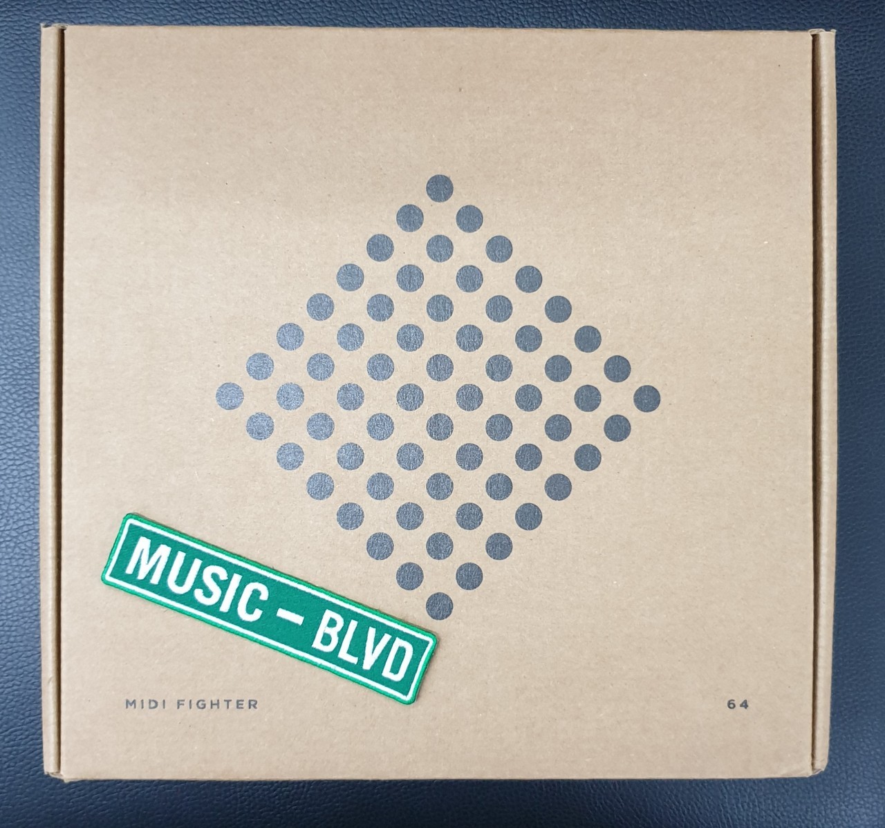 DJ Techtools Midi Fighter 64 white